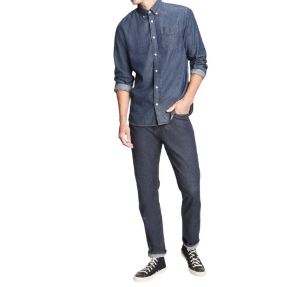 GAP Mens 33 x 32 Athletic Taper Dark Wash Blue Denim Jeasn
